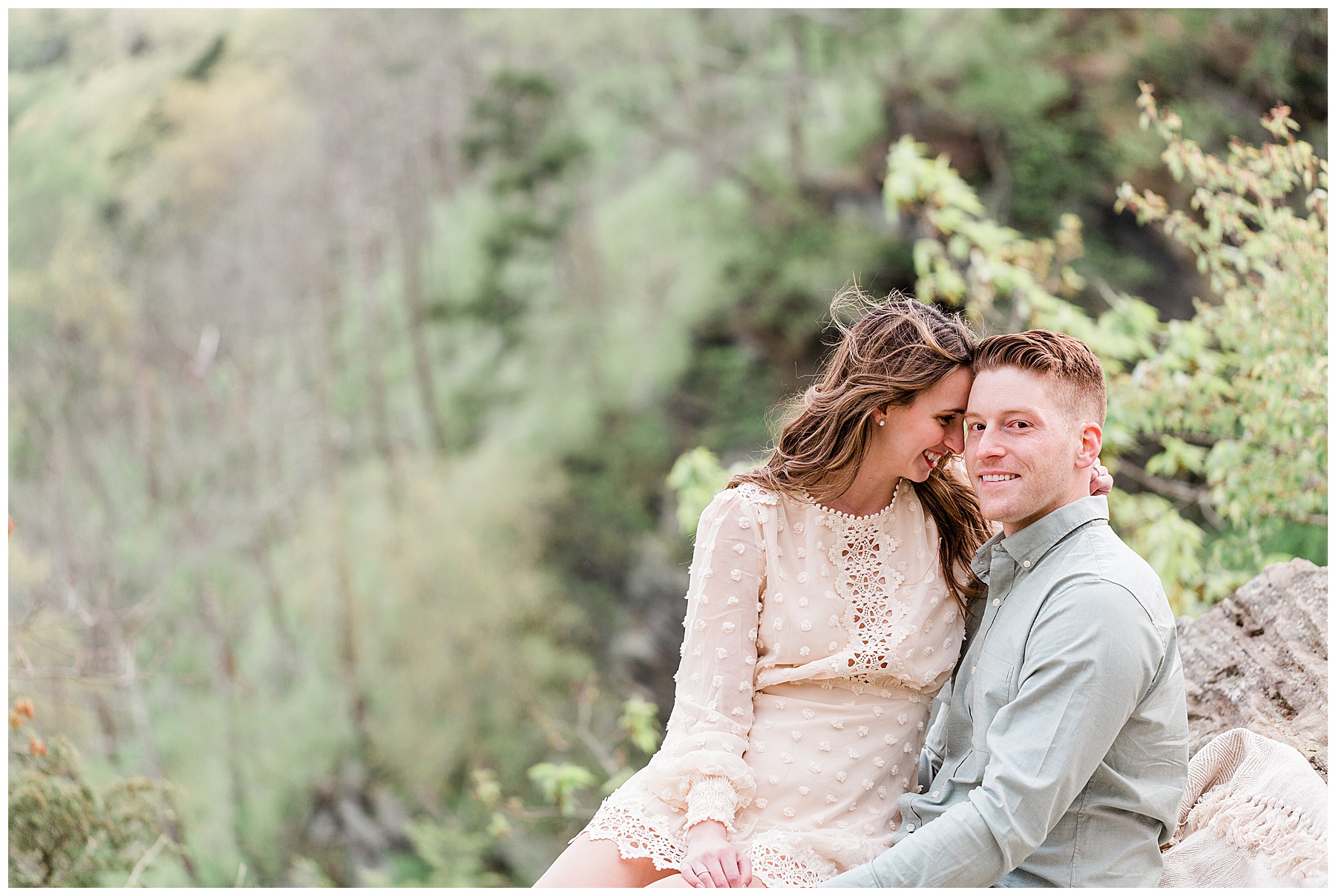 bride-and-groom-engagement-session-connecticut-state-park