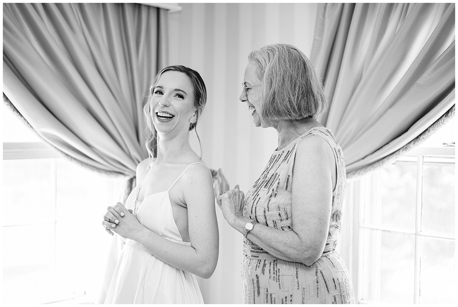 bride-and-her-mom.jpg